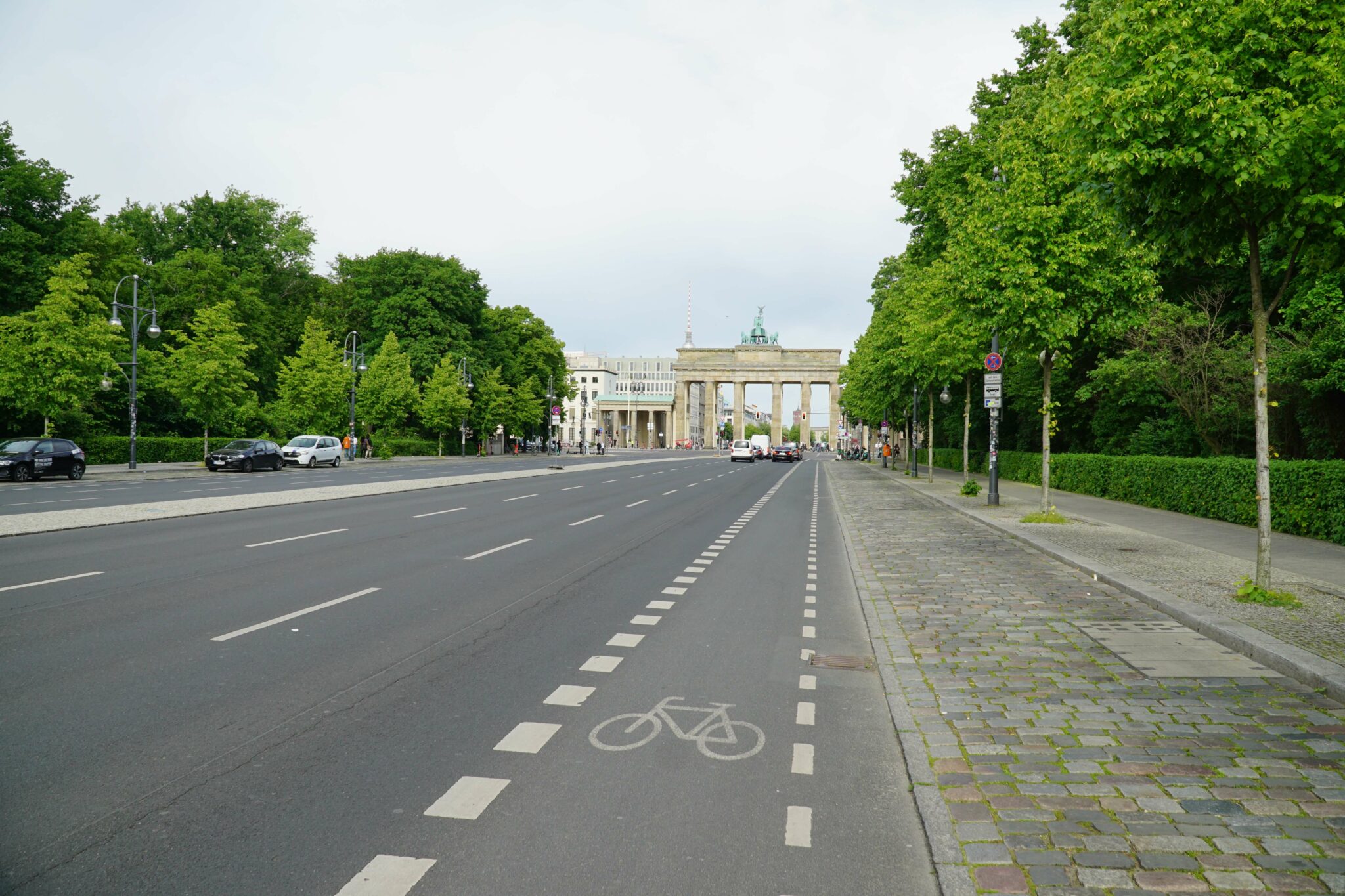 Straße des 17. Juni autofrei Berlin by Tom Meiser & Timo Schmid vorher